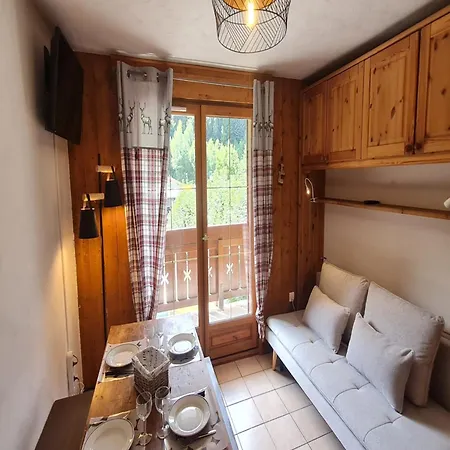 Spacious In 아파트